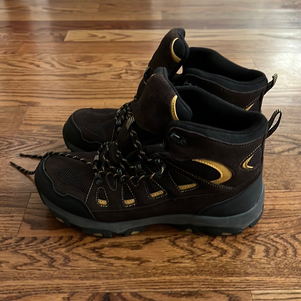 Lands End mens hiking boots
